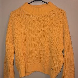 Long sleeve knitted sweater